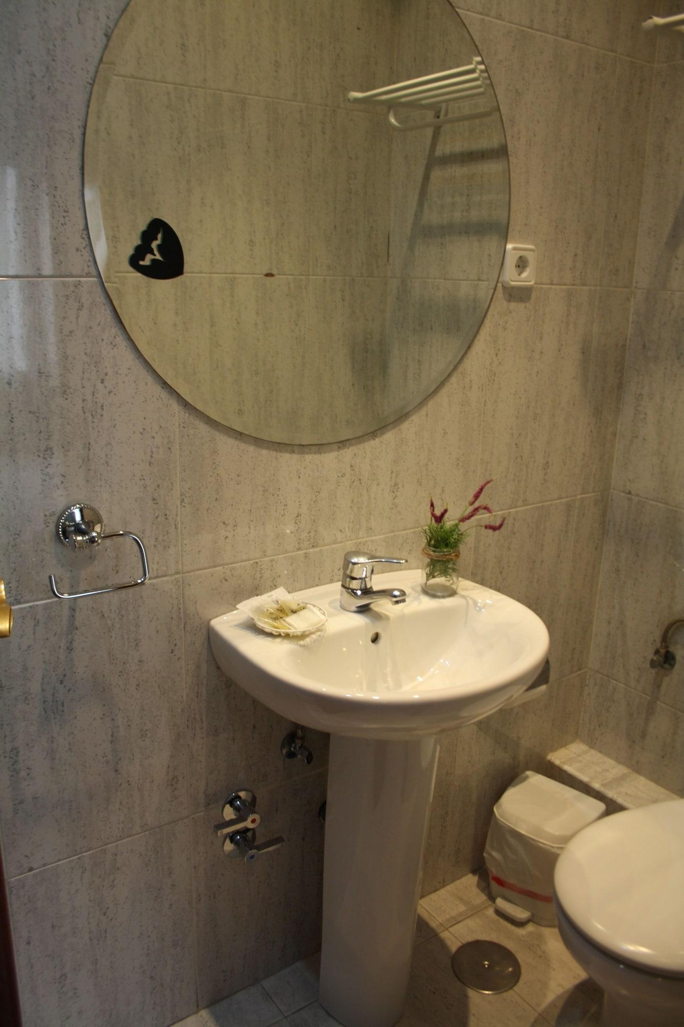 Hostal Rofer Madri Exterior foto