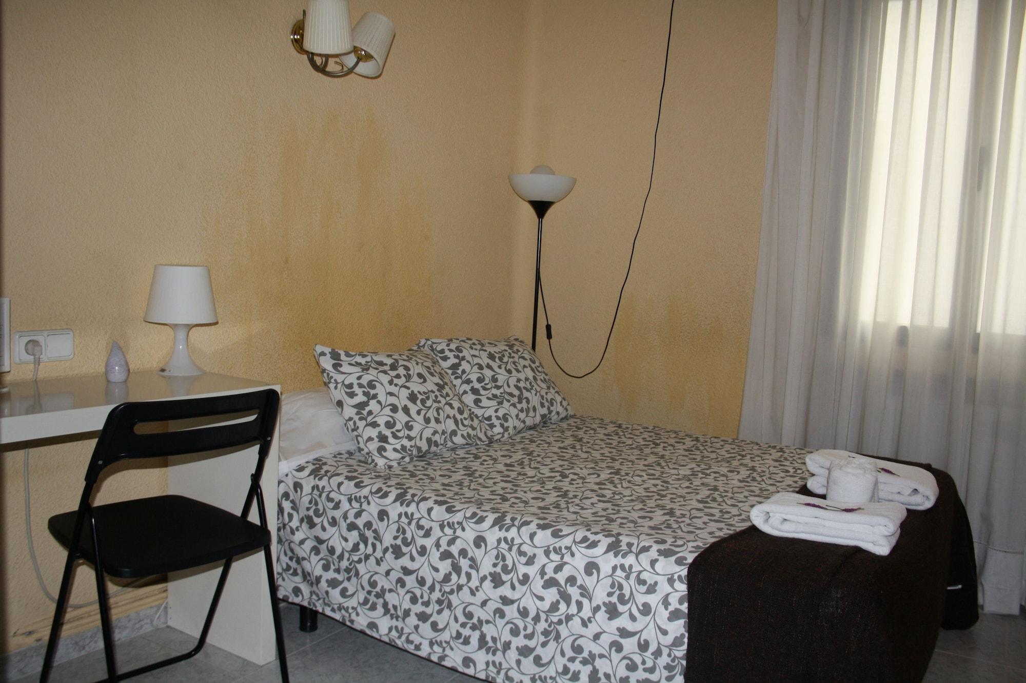 Hostal Rofer Madri Exterior foto