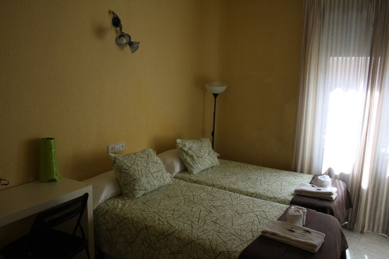Hostal Rofer Madri Exterior foto